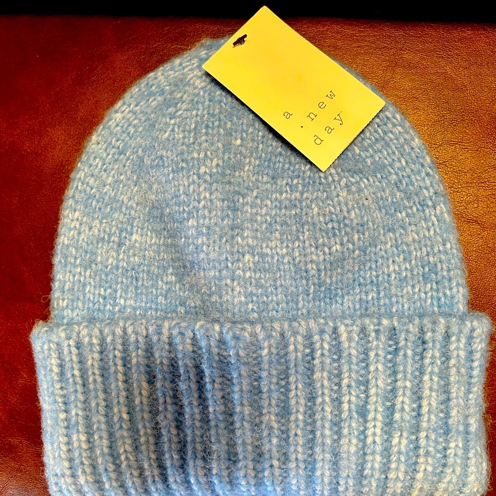 A NEW DAY TOBOGGAN NWT
